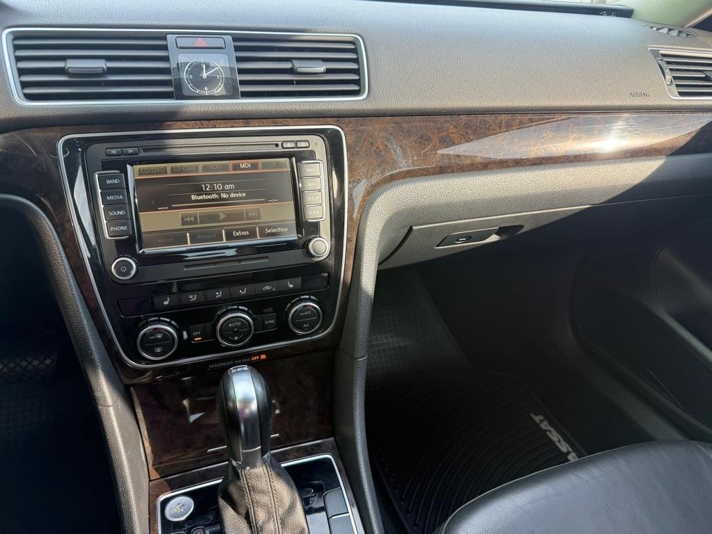 Volkswagen Passat 2.0L TDI SEL Premium 2014