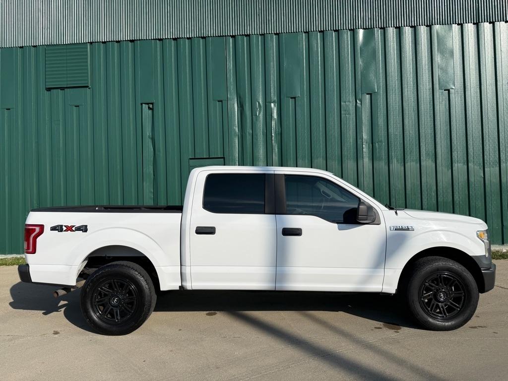 Ford F-150 XL SuperCrew 5.5-ft. Bed 4WD 2016