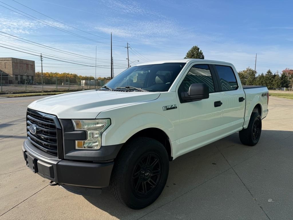 Ford F-150 XL SuperCrew 5.5-ft. Bed 4WD 2016
