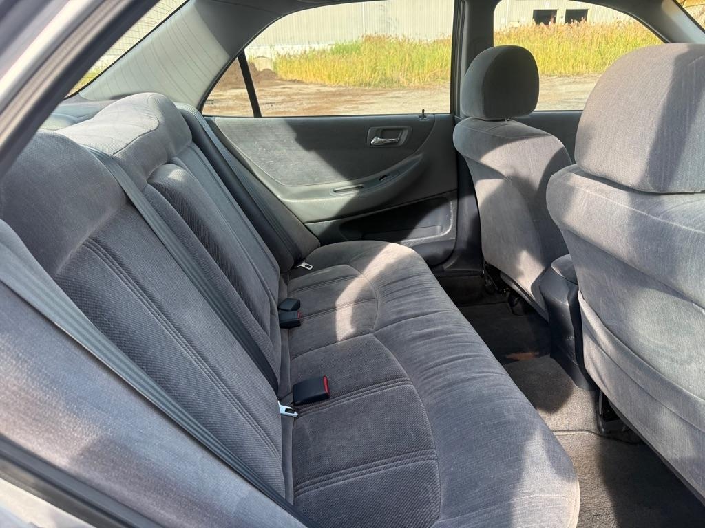 Honda Accord LX sedan 1999