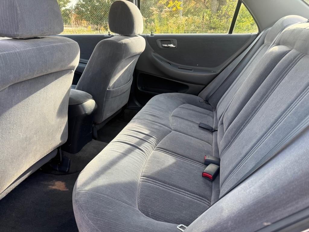Honda Accord LX sedan 1999