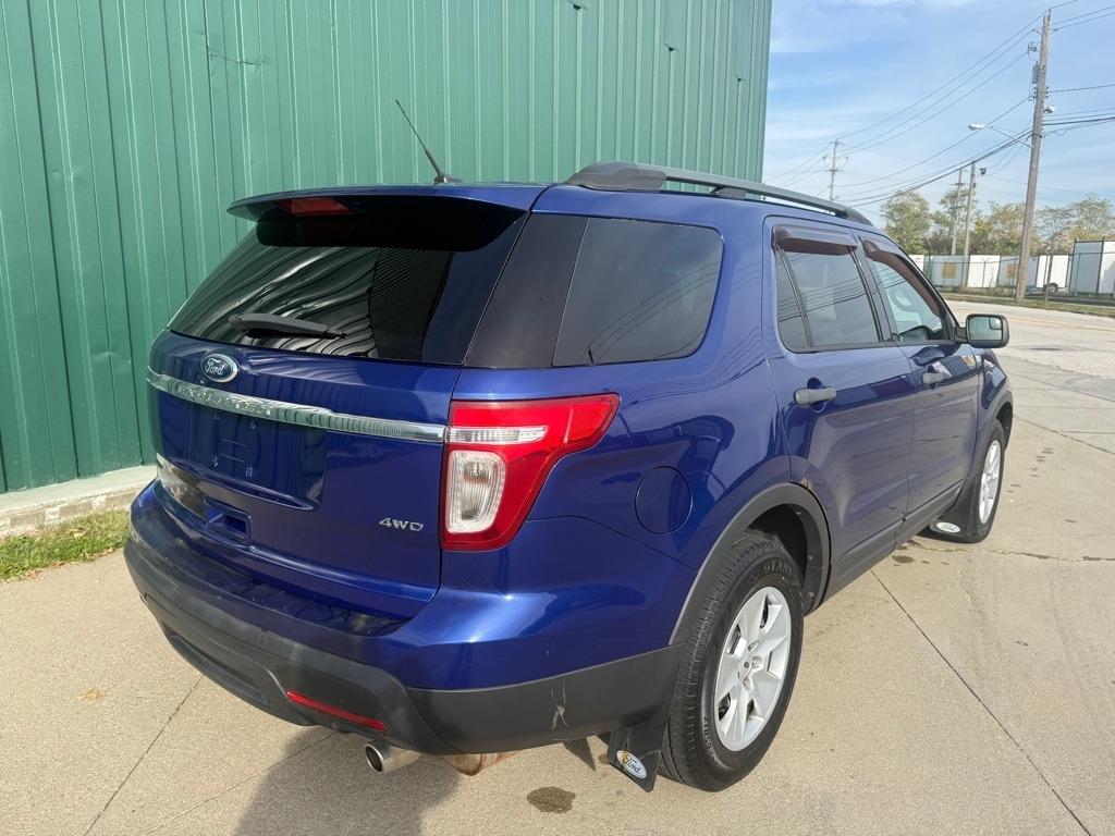 Ford Explorer Base 4WD 2013