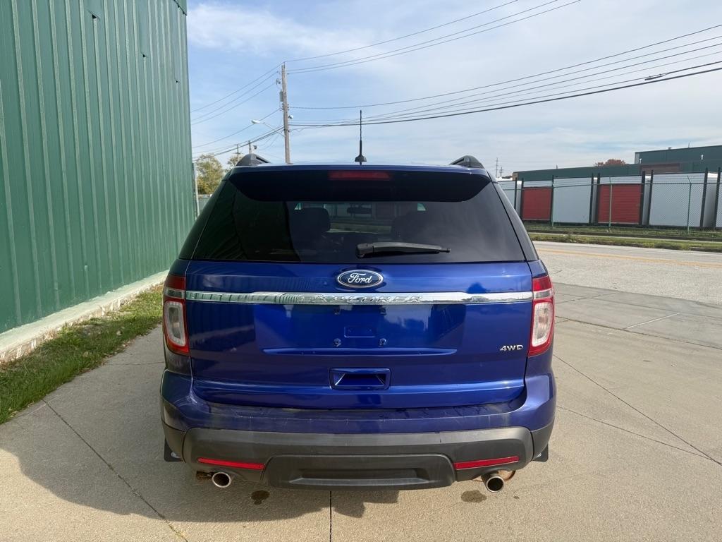 Ford Explorer Base 4WD 2013