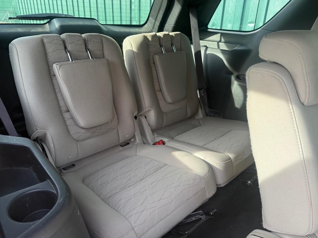 Ford Explorer Base 4WD 2013