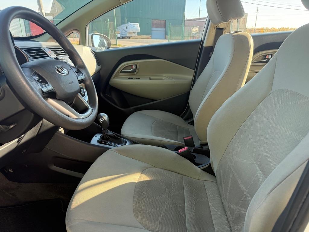 Kia Rio LX 2014