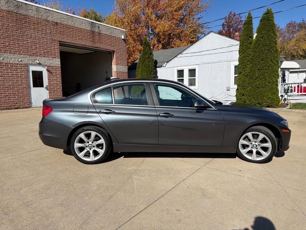 BMW 3-Series 320i xDrive 2015