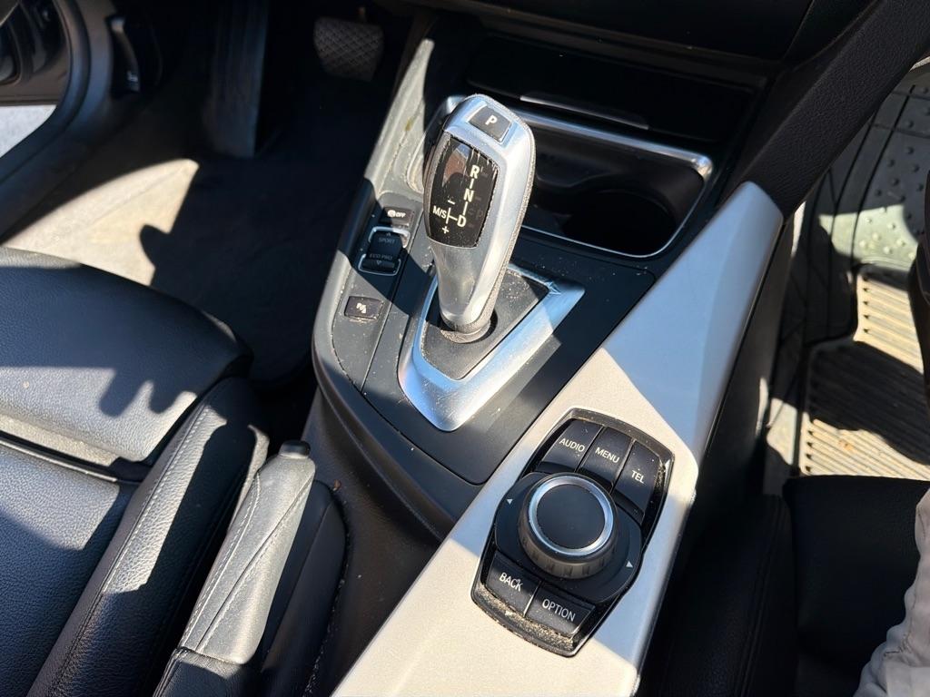 BMW 3-Series 320i xDrive 2015