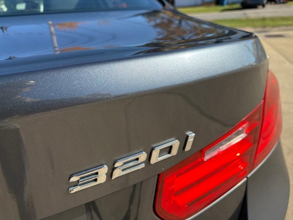 BMW 3-Series 320i xDrive 2015
