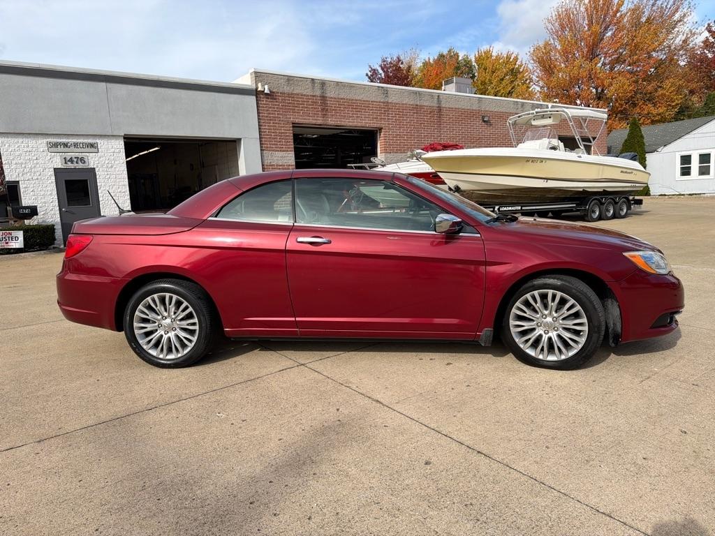 Chrysler 200 Limited Convertible 2012