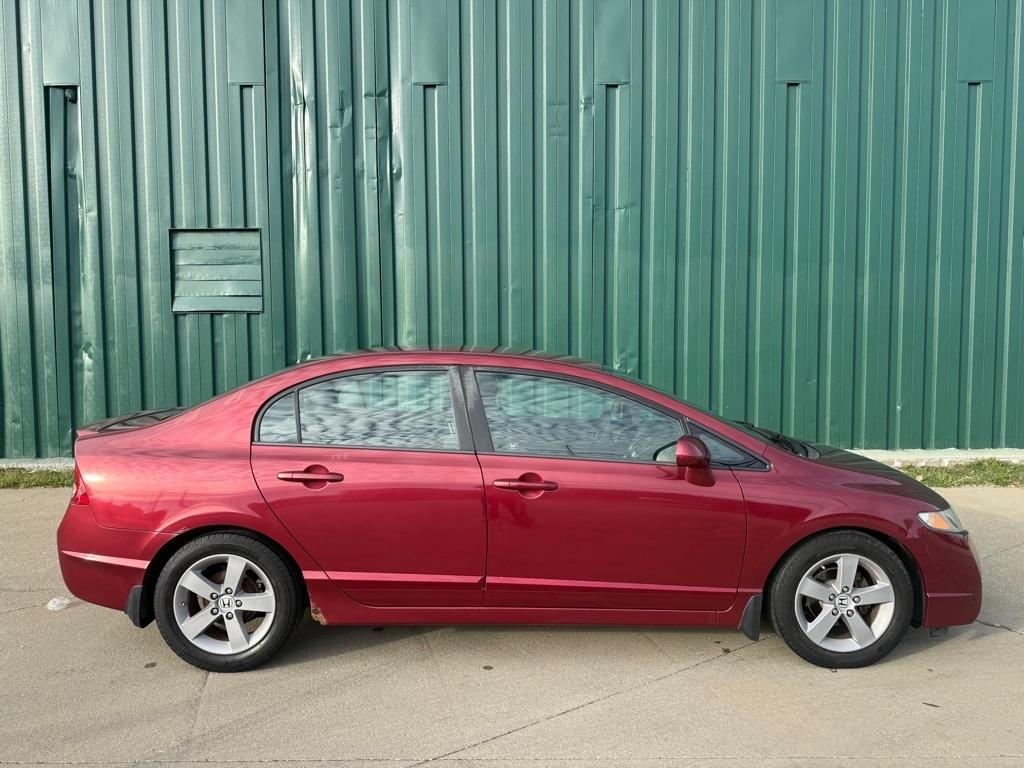 Honda Civic LX-S Sedan 5-Speed MT 2009