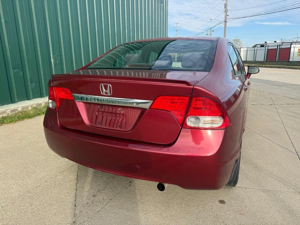 Honda Civic LX-S Sedan 5-Speed MT 2009