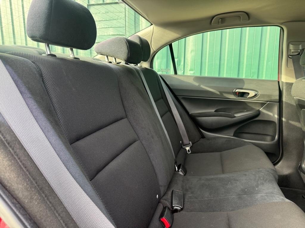 Honda Civic LX-S Sedan 5-Speed MT 2009