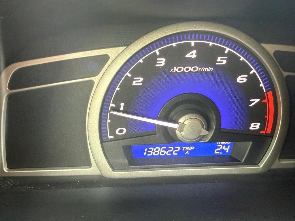 Honda Civic LX-S Sedan 5-Speed MT 2009