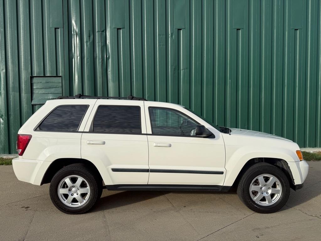 Jeep Grand Cherokee Laredo 4WD 2009