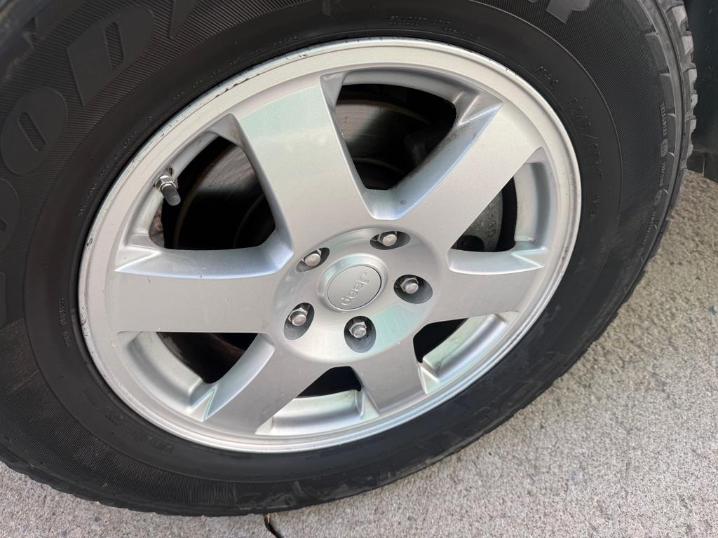 Jeep Grand Cherokee Laredo 4WD 2009