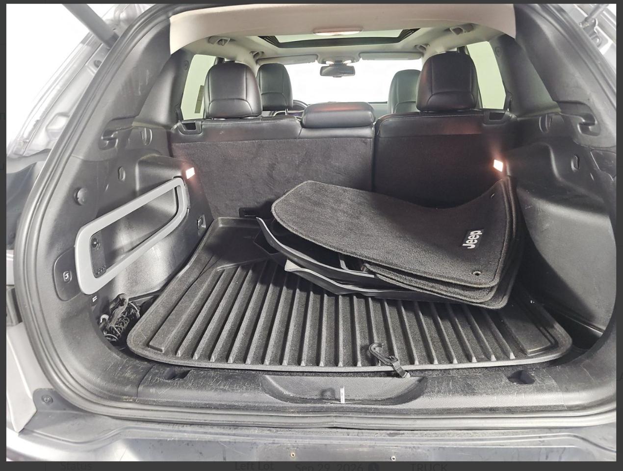 Jeep Cherokee photo 15
