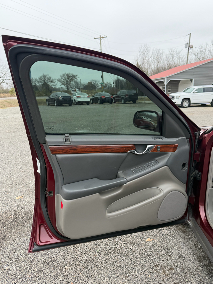 Cadillac DeVille Base 2000