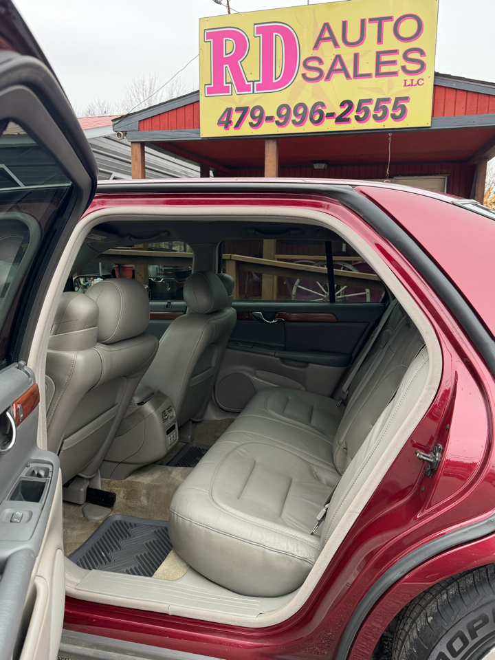 Cadillac DeVille Base 2000