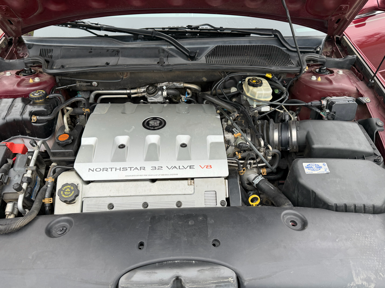 Cadillac DeVille Base 2000