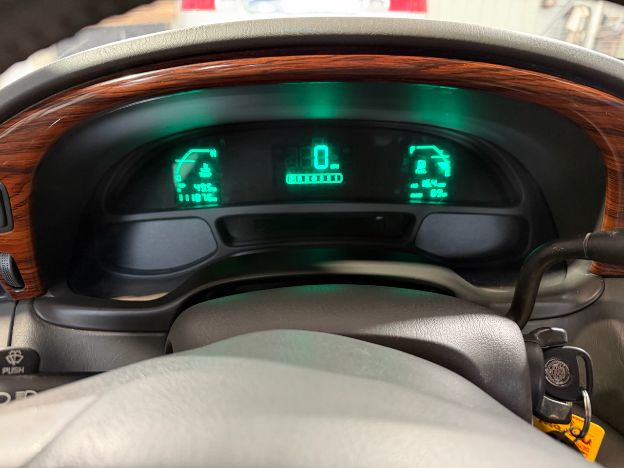 Cadillac DeVille Base 2000