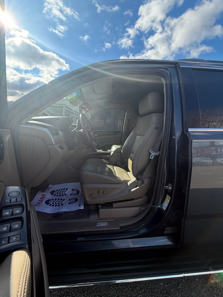 GMC Yukon SLT 2WD 2020