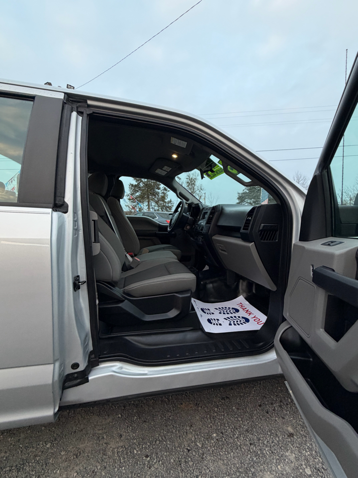 Ford F-150 XL SuperCab 4WD 2018