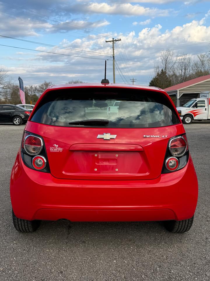 Chevrolet Sonic LT Auto 5-Door 2015