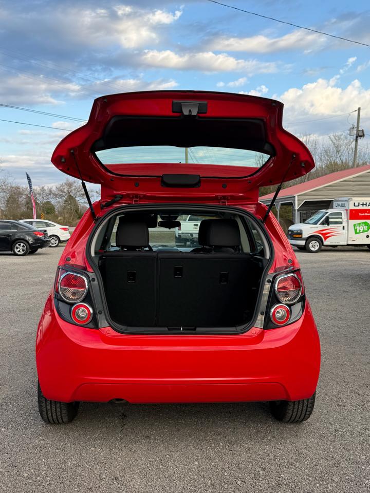 Chevrolet Sonic LT Auto 5-Door 2015