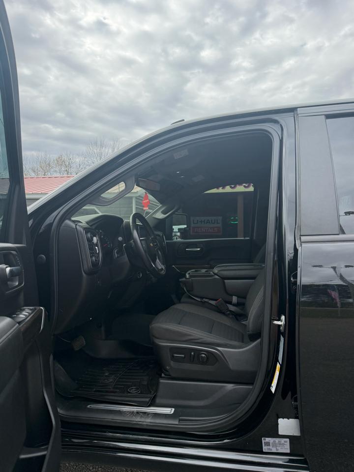 Chevrolet Silverado 2500HD LT Crew Cab 4WD w/OnStar 2023