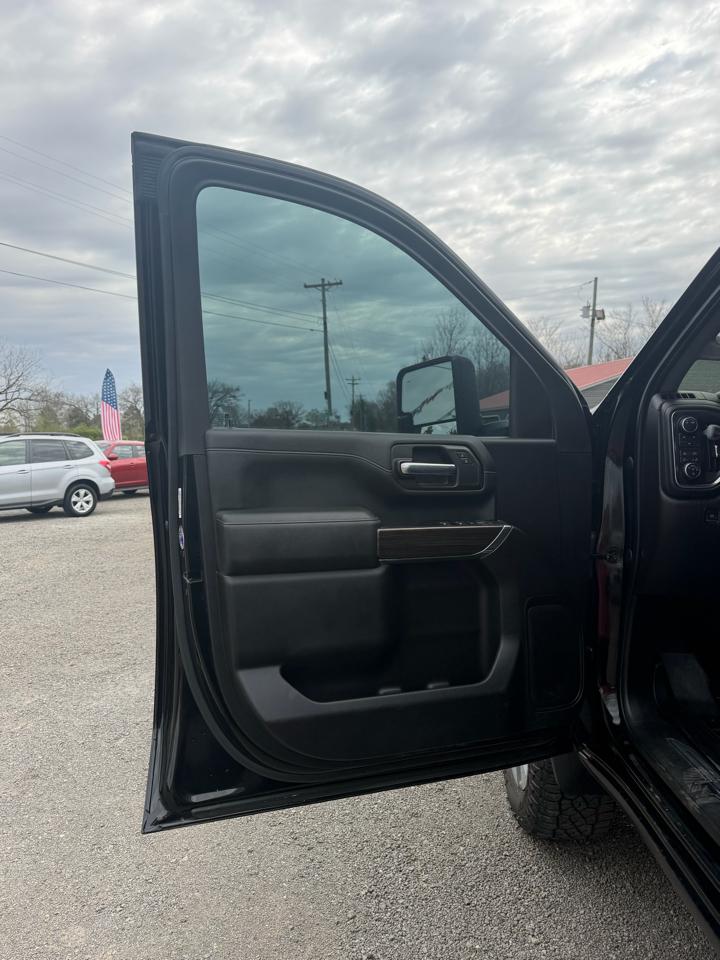 Chevrolet Silverado 2500HD LT Crew Cab 4WD w/OnStar 2023