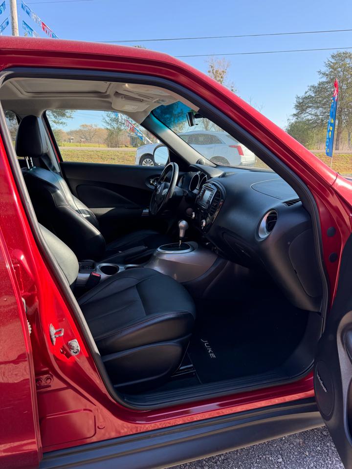 Nissan Juke SL 4D Hatchback 2014