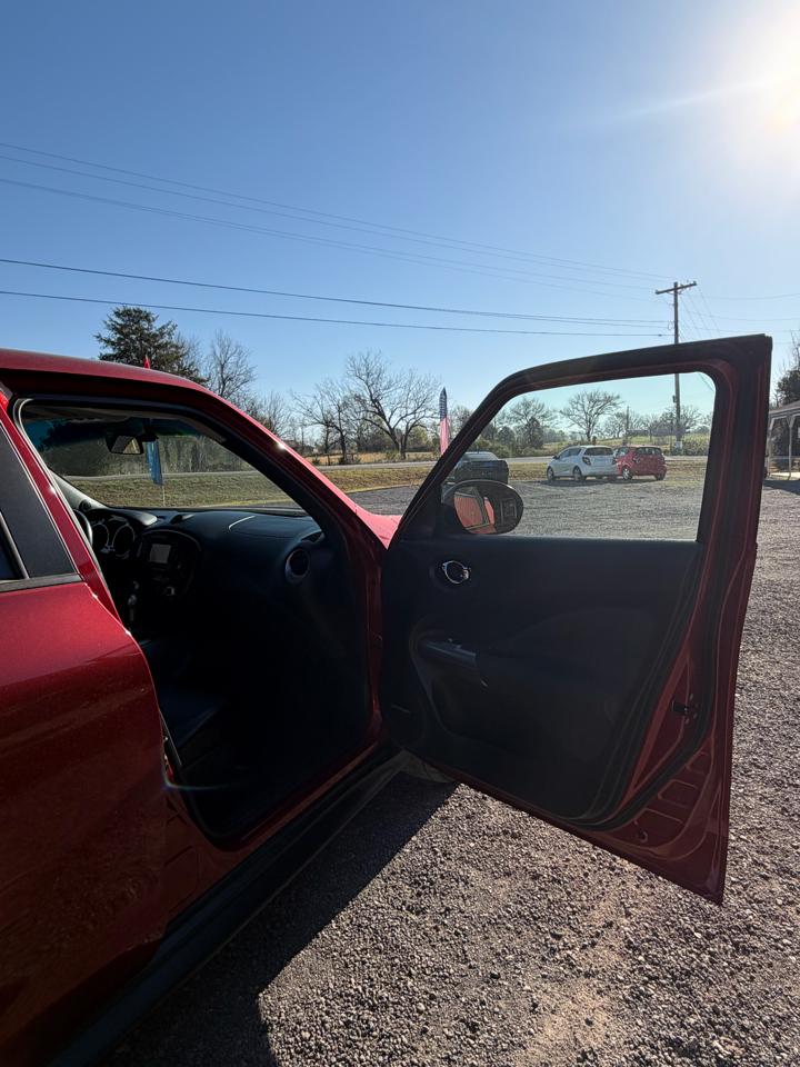 Nissan Juke SL 4D Hatchback 2014