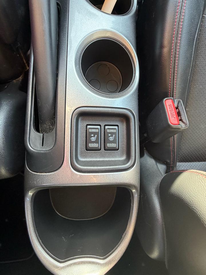 Nissan Juke SL 4D Hatchback 2014