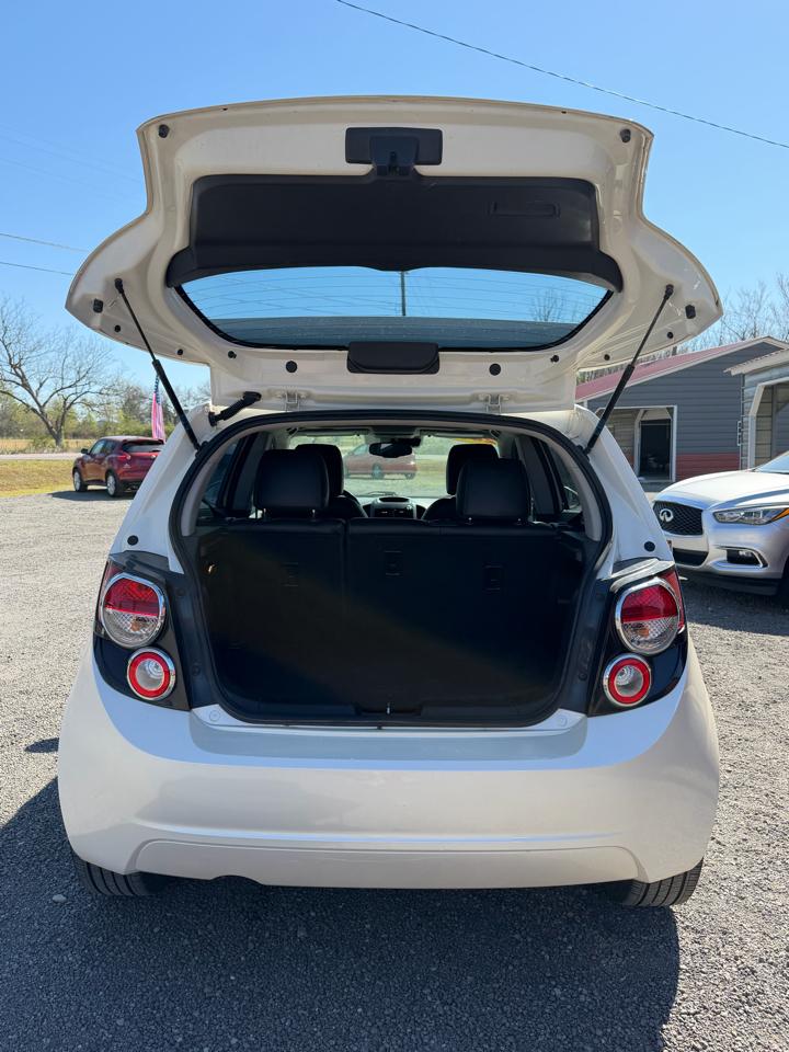 Chevrolet Sonic LTZ Auto 5-Door 2016