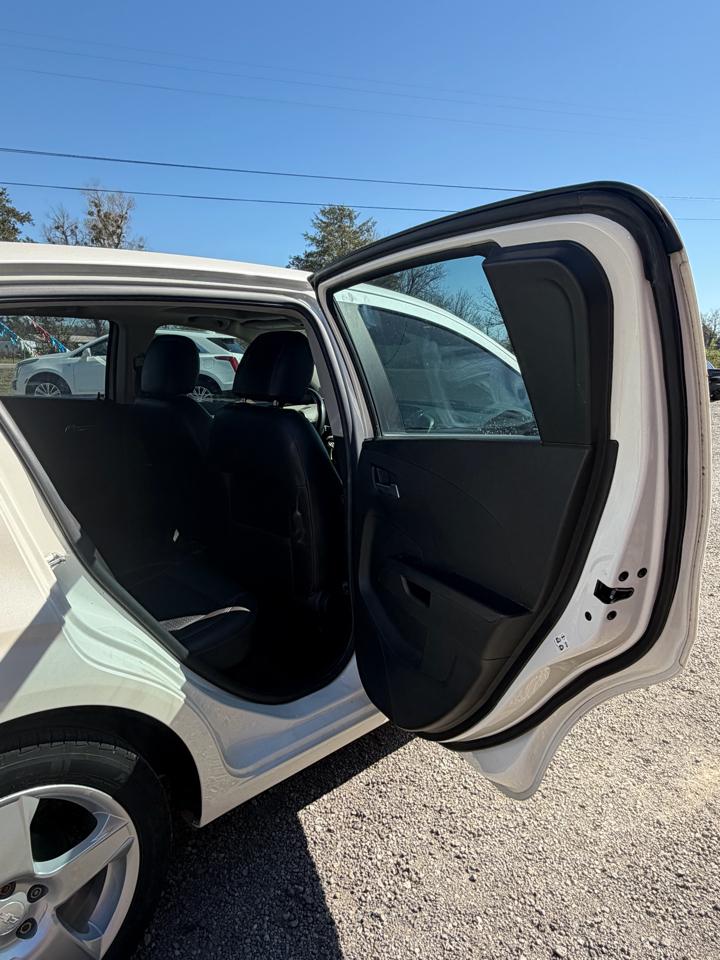 Chevrolet Sonic LTZ Auto 5-Door 2016