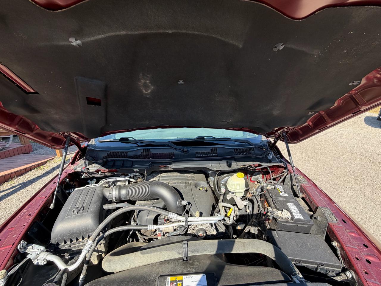 RAM 1500 Tradesman Crew Cab 4WD 2016