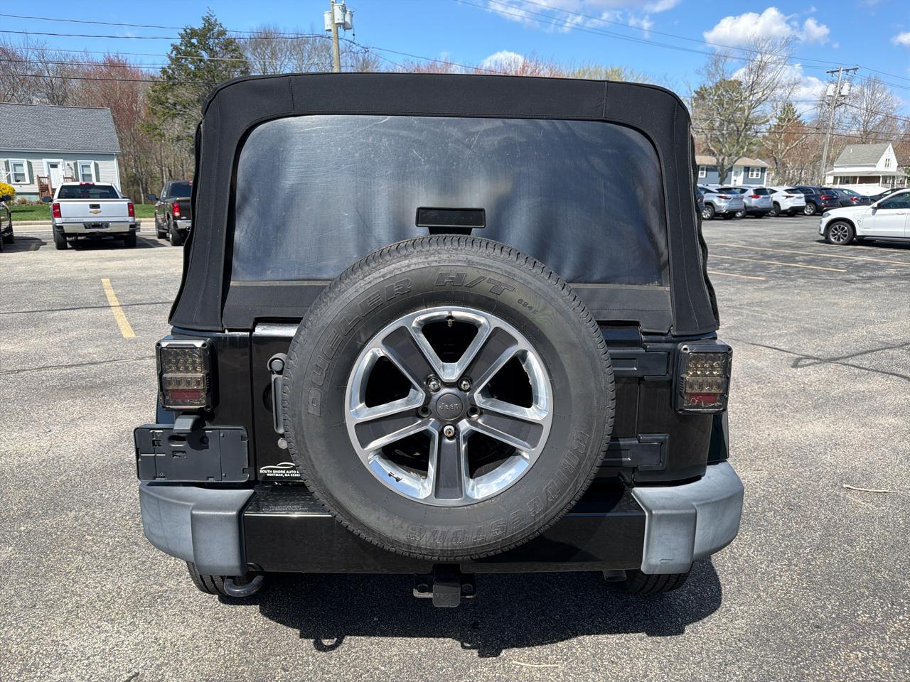 Jeep Wrangler Unlimited Sahara 4WD 2016