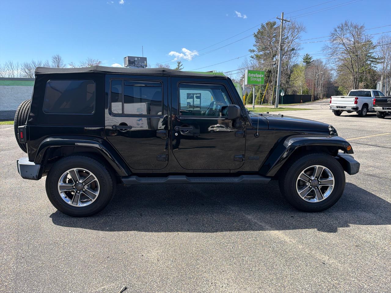 Jeep Wrangler Unlimited Sahara 4WD 2016