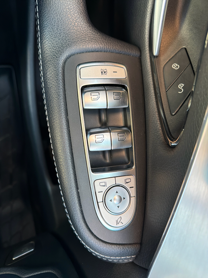 Mercedes-Benz GLC-Class GLC300 4MATIC 2019