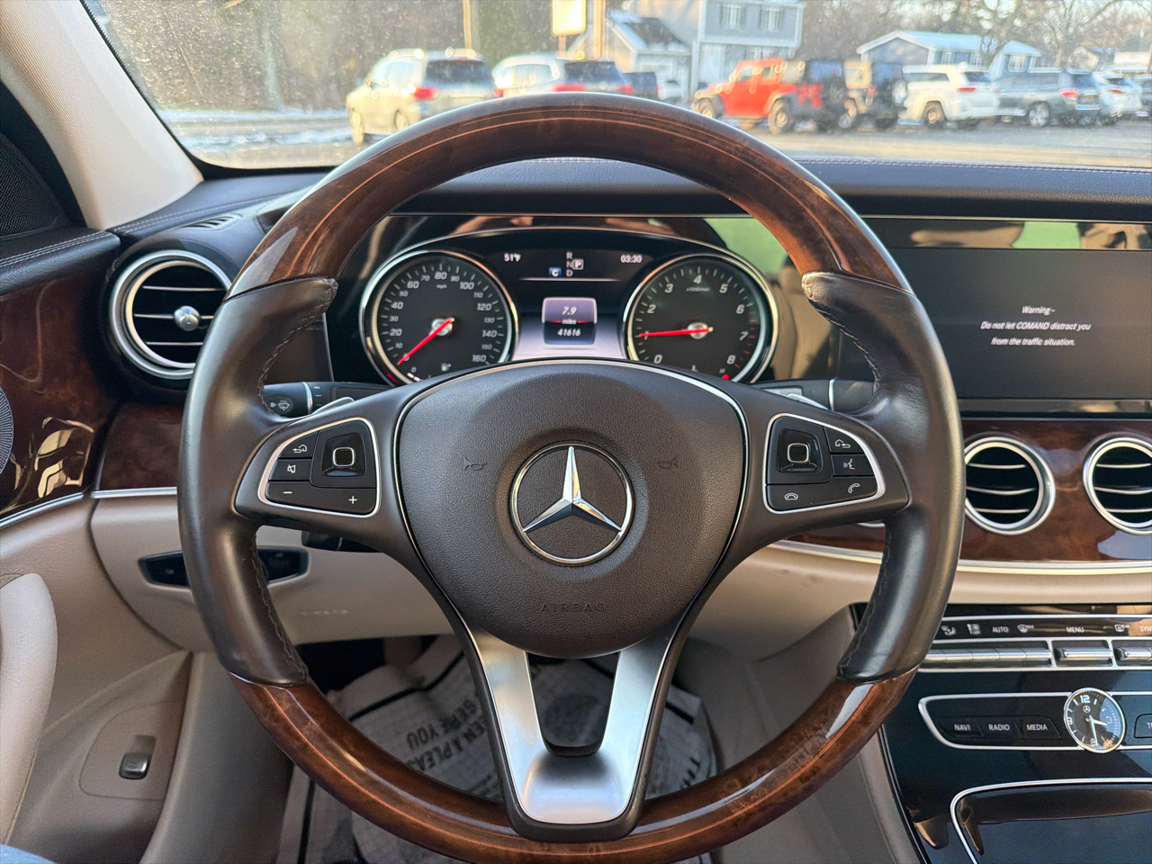 Mercedes-Benz E-Class E300 Luxury 4MATIC Sedan 2017