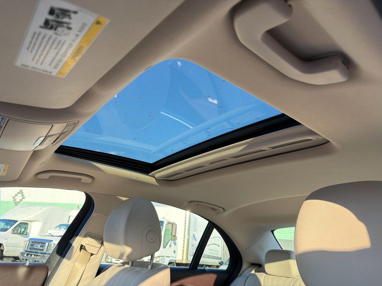 Mercedes-Benz E-Class E300 Luxury 4MATIC Sedan 2017