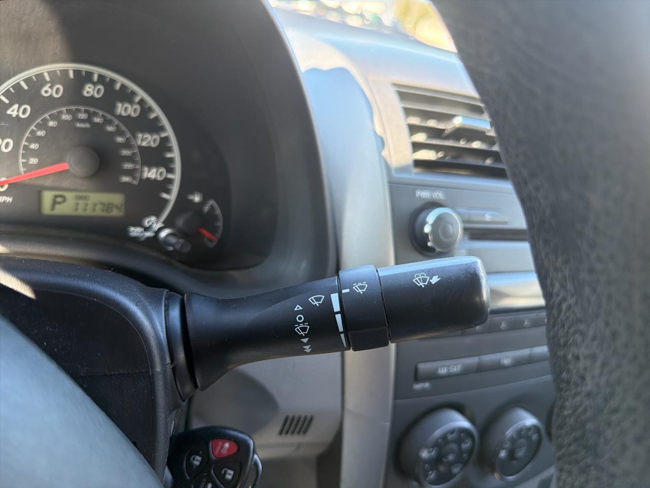 Toyota Corolla 4dr Sdn LE Auto 2011