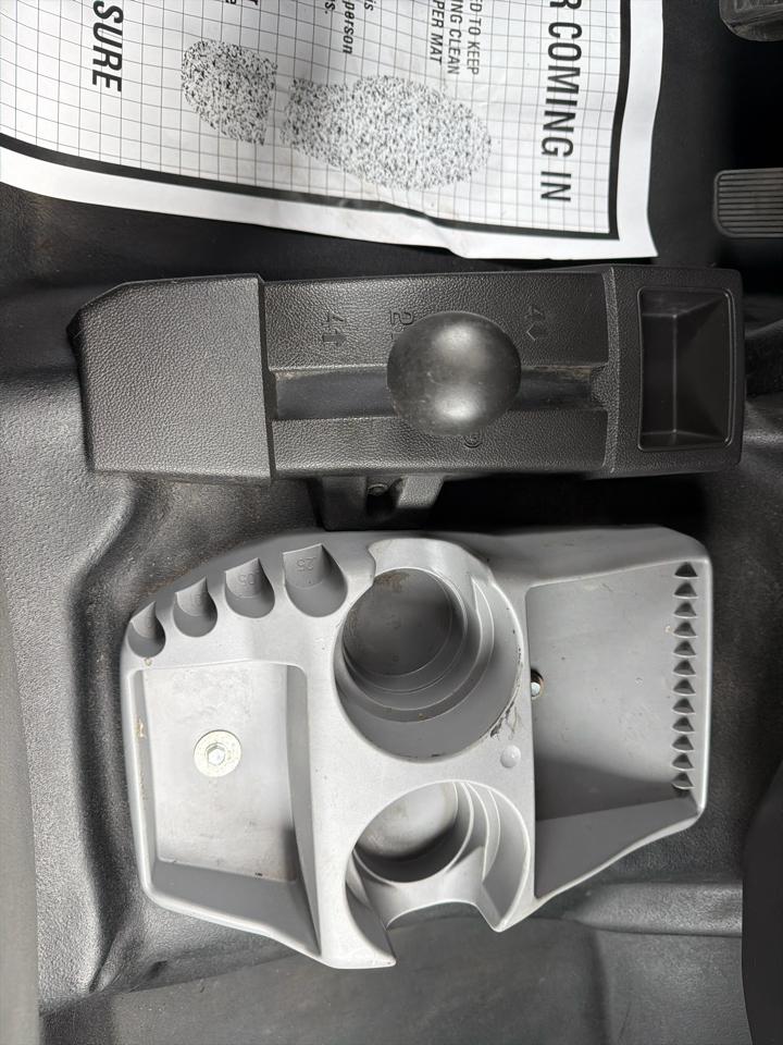 Chevrolet Silverado 3500HD 4WD Reg Cab 133.7" SRW Work Truck 2016