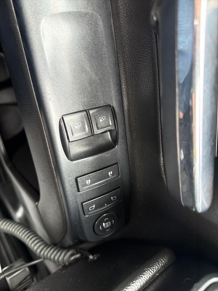 Chevrolet Silverado 3500HD 4WD Reg Cab 133.7" SRW Work Truck 2016