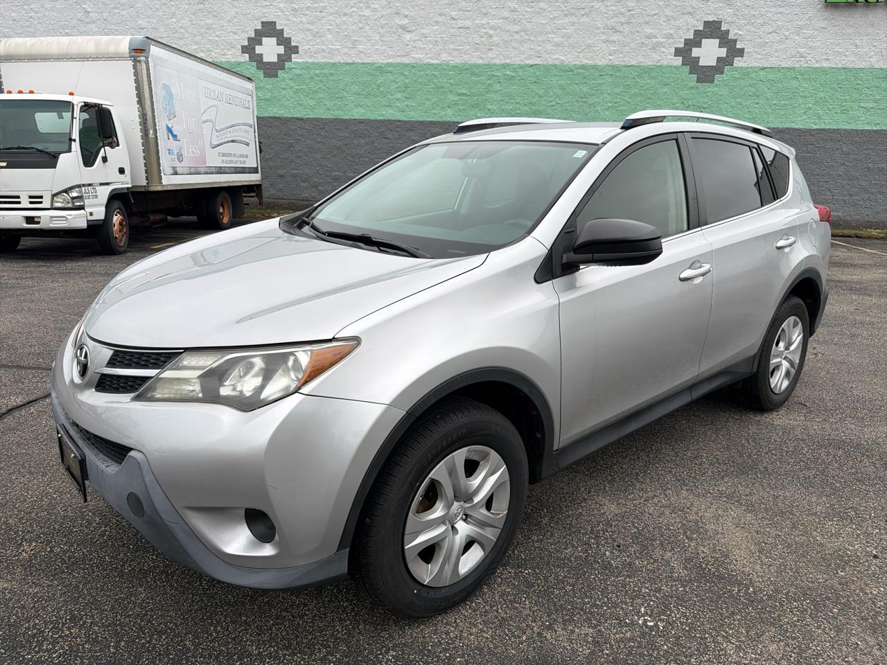 Toyota RAV4 LE AWD 2014