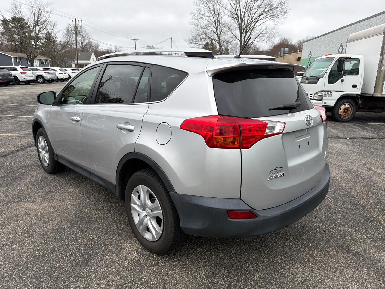 Toyota RAV4 LE AWD 2014