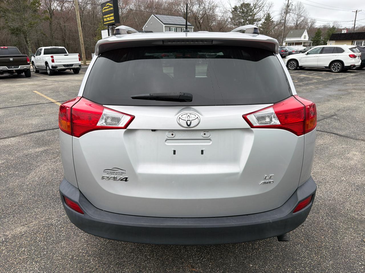 Toyota RAV4 LE AWD 2014
