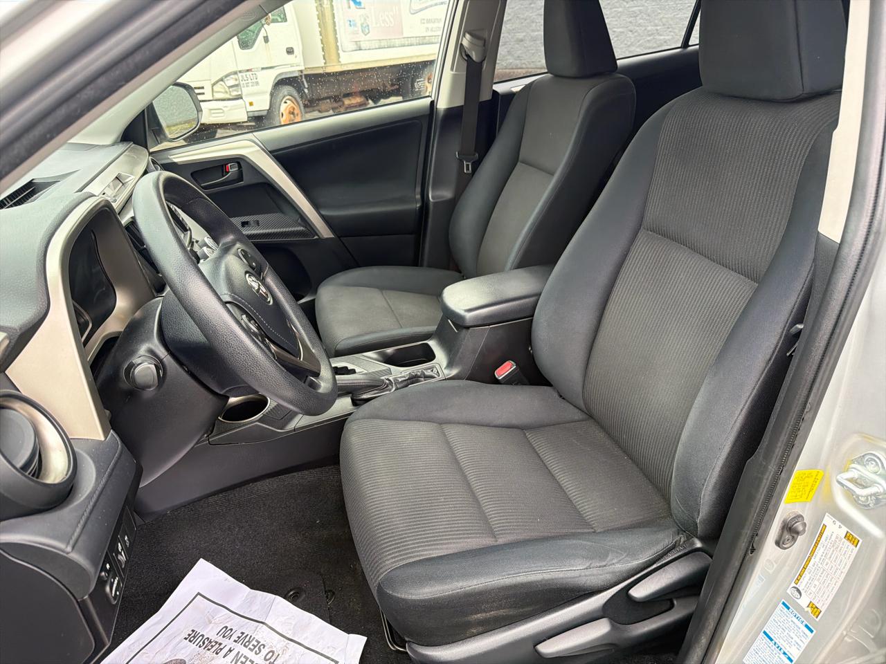 Toyota RAV4 LE AWD 2014