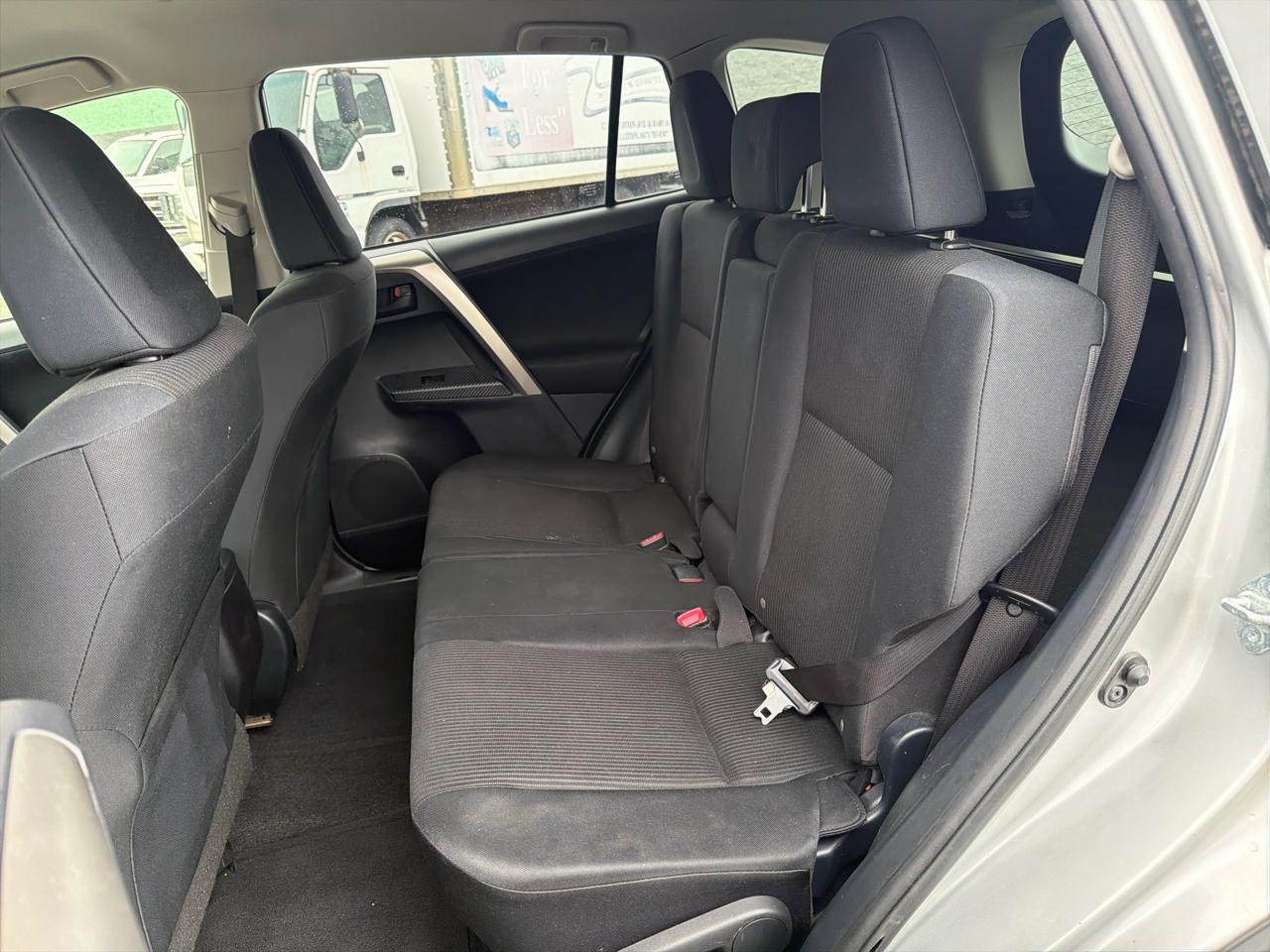 Toyota RAV4 LE AWD 2014