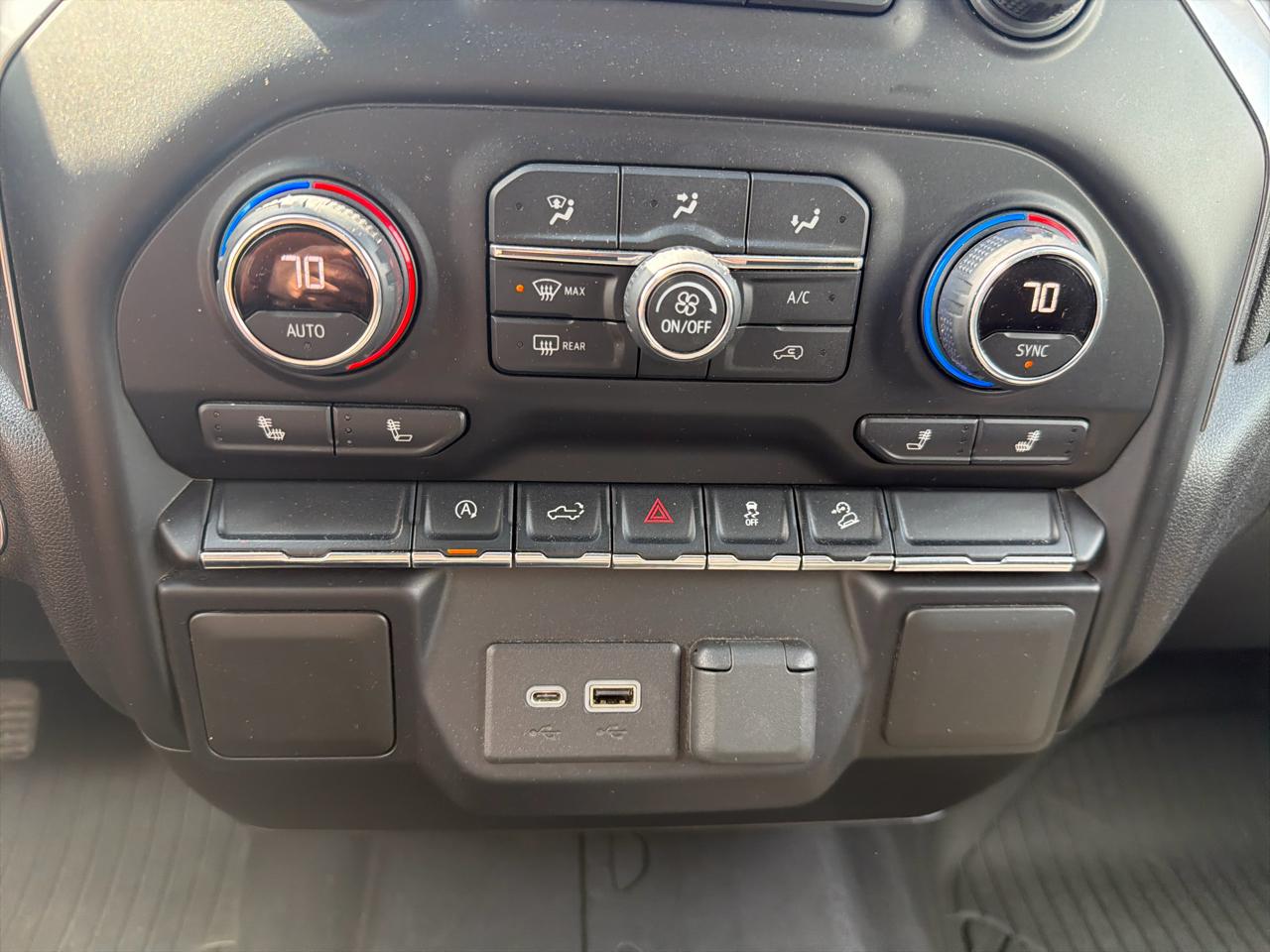 Chevrolet Silverado 1500 1LT Double Cab 4WD 2020